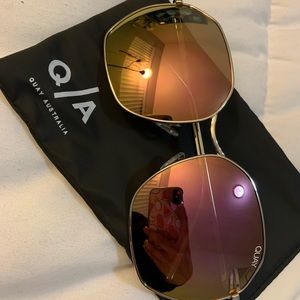 QUAY AUSTRALIA - Bae sunnies
